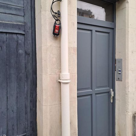 Atypique Saumur 80 M2 Joli Appartement 2 A 7 Pers Familial Renove Entier 3 Chambres Hyper Centre Exterior photo