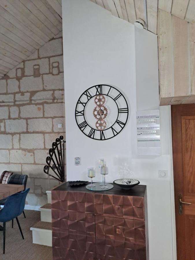 Atypique Saumur 80 M2 Joli Appartement 2 A 7 Pers Familial Renove Entier 3 Chambres Hyper Centre Exterior photo